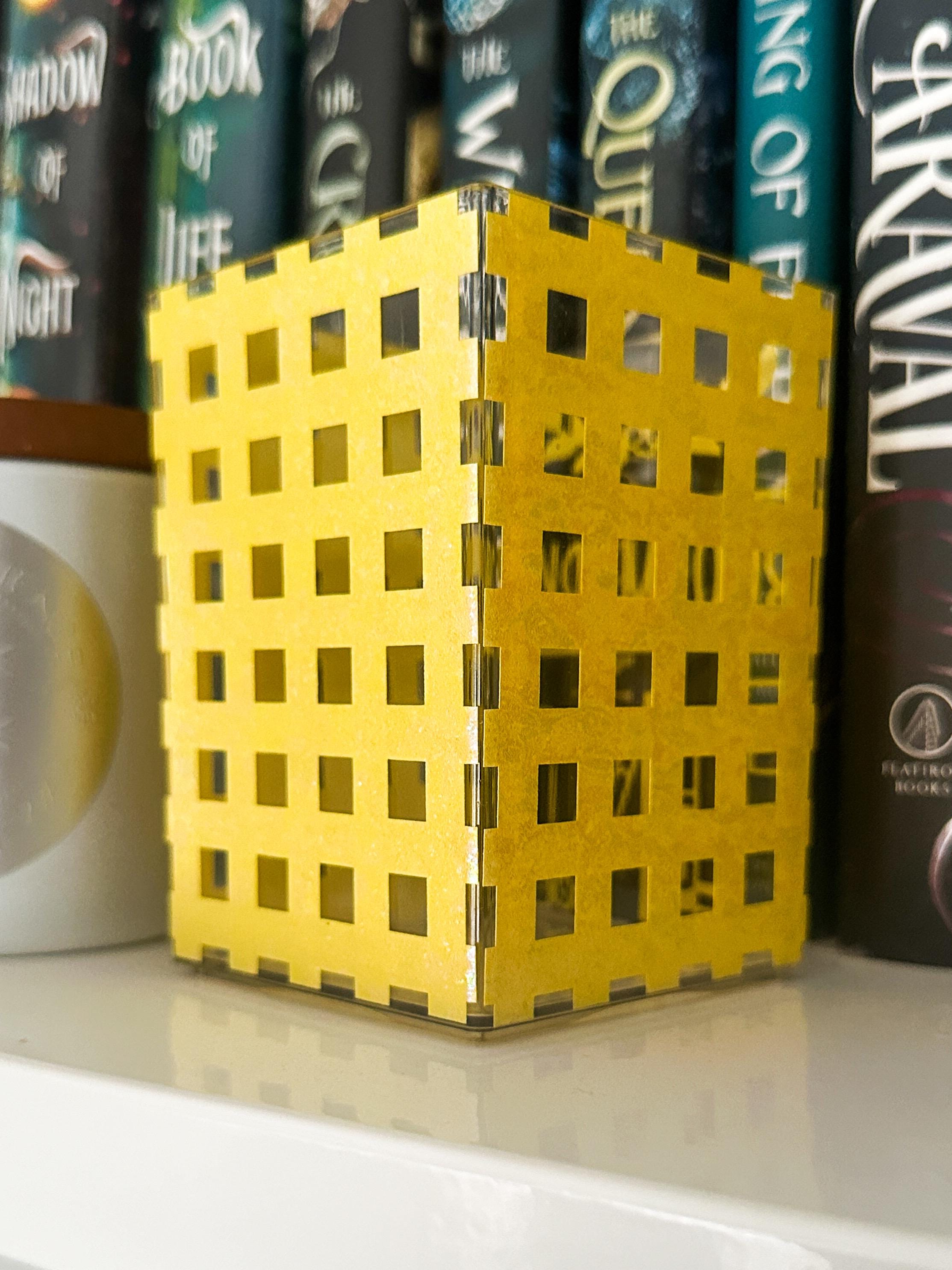 Checkered Acrylic Bookmark Holder