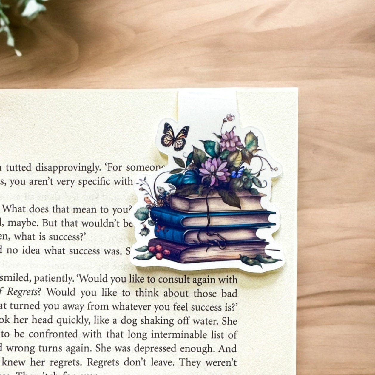 Flower and Books 1 Magnetic Bookmark